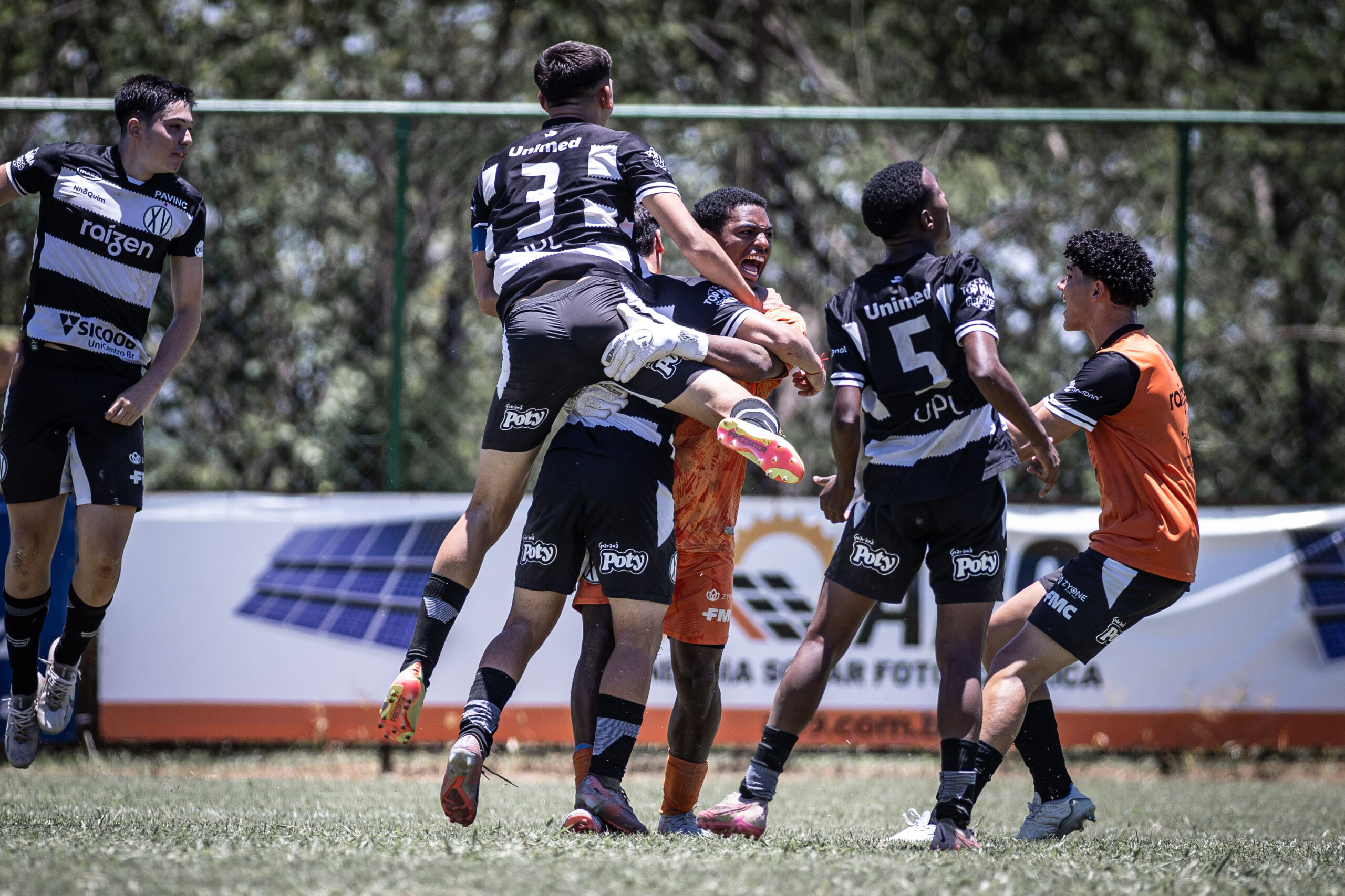 DNA XV Sub-17 se classifica para a final da Field Cup, que acontece no próximo sábado